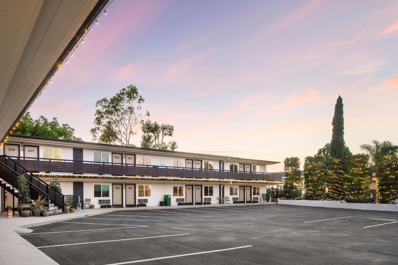 California Inn Άναχαϊμ Εξωτερικό φωτογραφία
